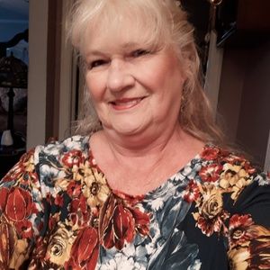 Meet your Posher, Mae